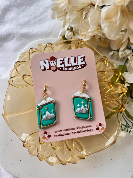 A Court of Thorns Series Earrings