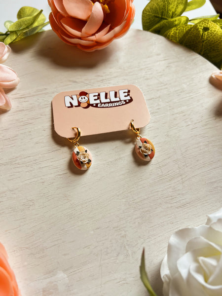 Bloom Bead Huggies