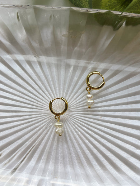 Mini Freshwater Pearl Huggies