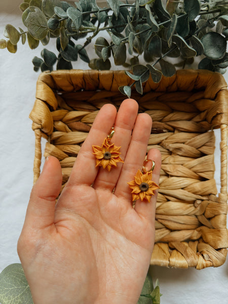 3D Sunflower Huggies