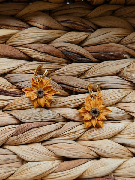 3D Sunflower Huggies