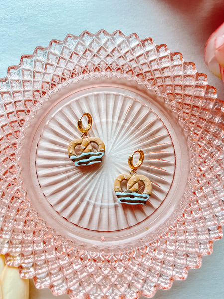 Chocolate Covered Pretzel Bead Huggies