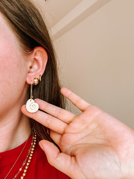 Gold Flake Shell Threaders