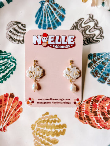 Gold Flake Pearl Shells