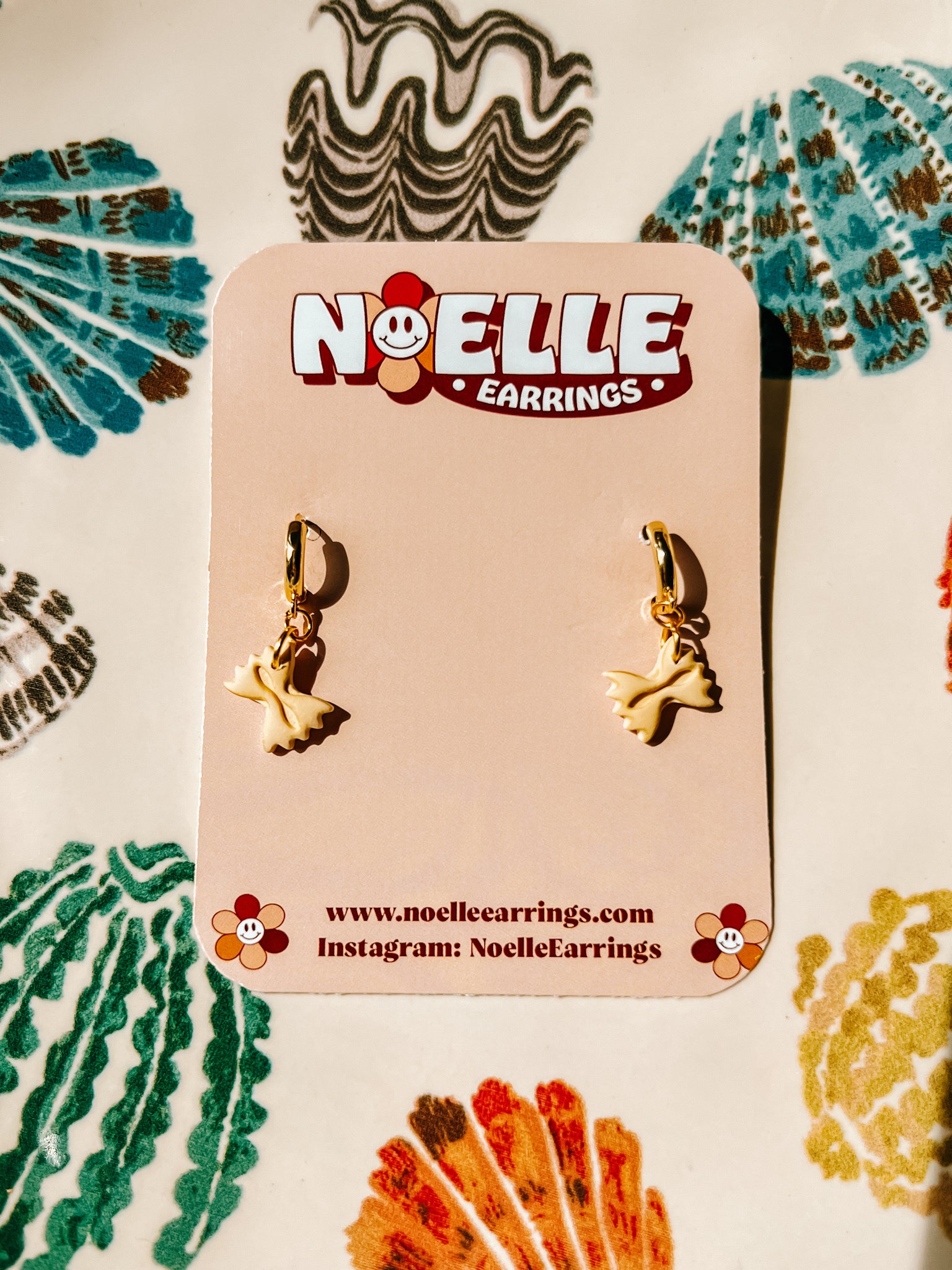 Tiny Farfalle Huggies