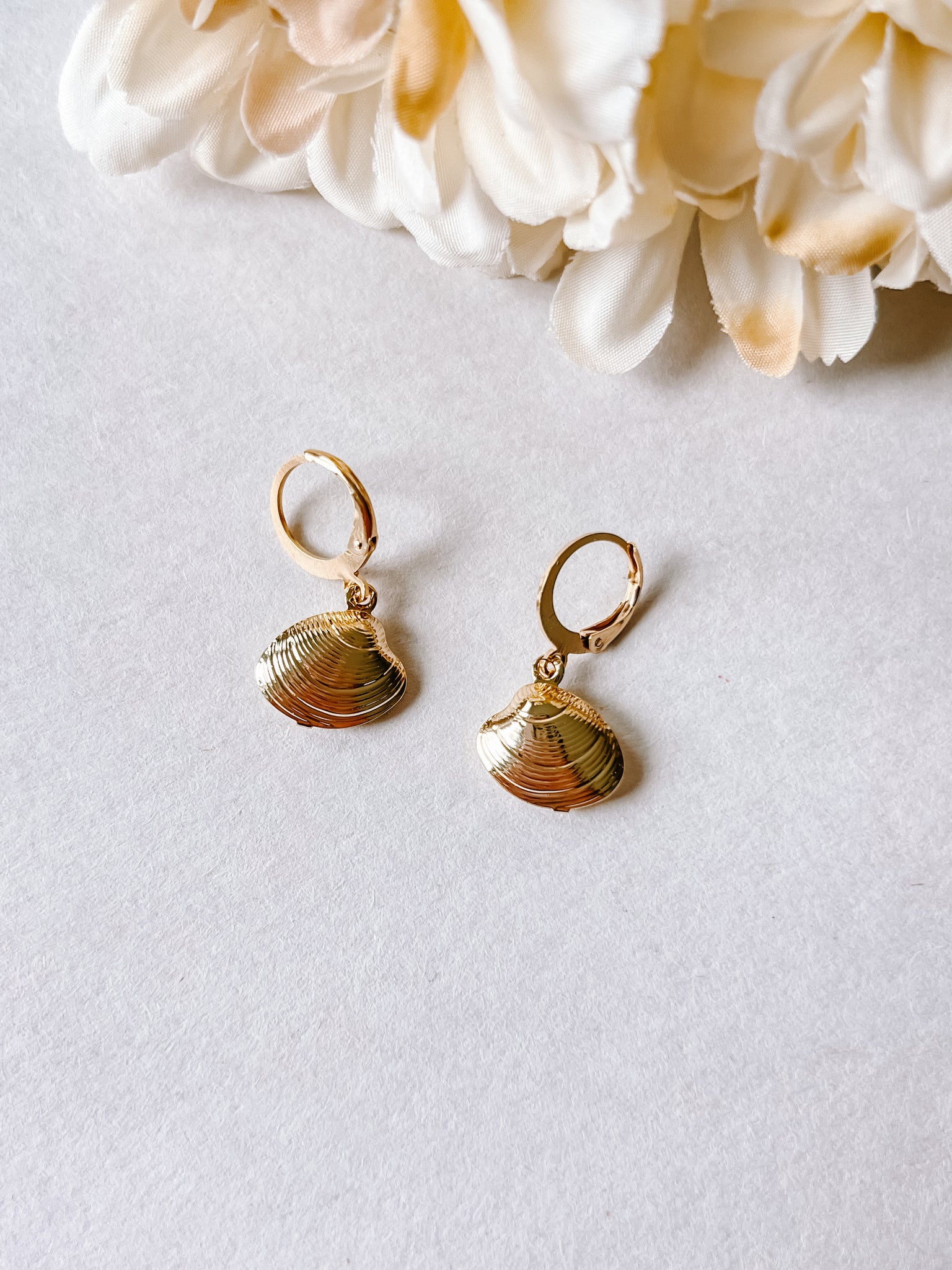 Gold Shell Locket Huggies
