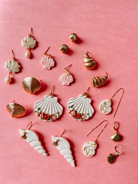 Gold Flake Pearl Shells