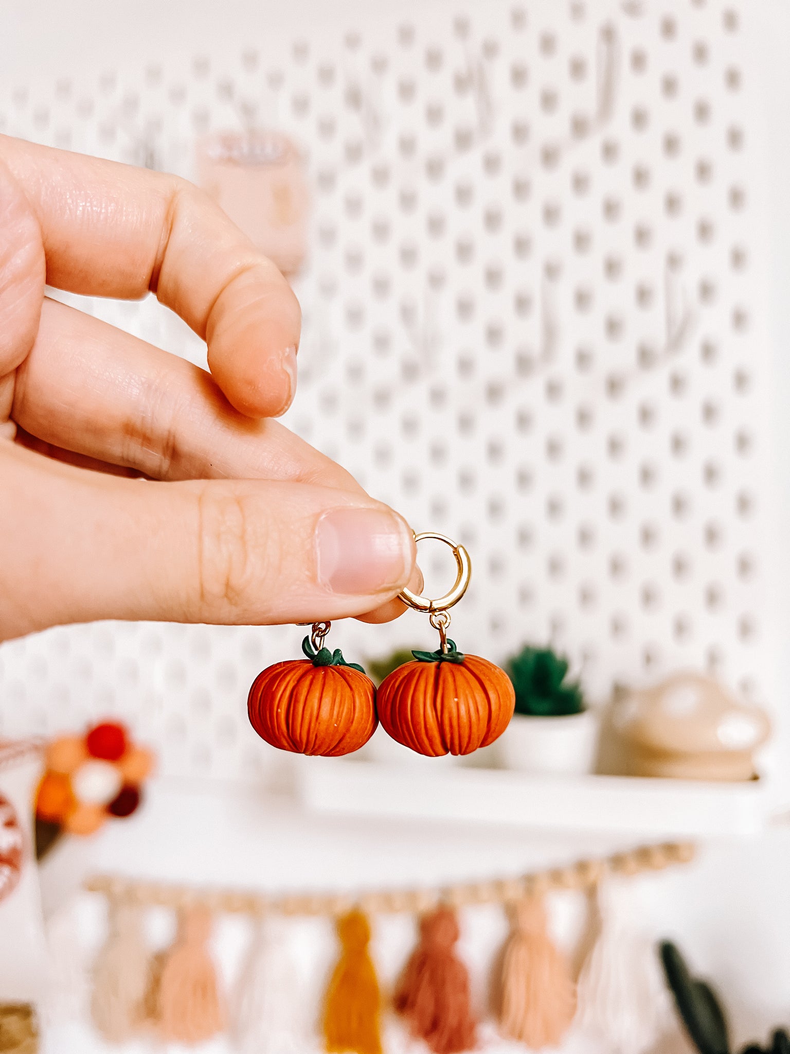 3d Pumpkin Huggies