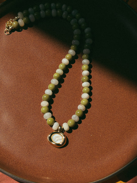 Mother of Pearl Bezel Beaded Necklace