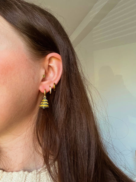 Snowy Glitter Tree Huggies