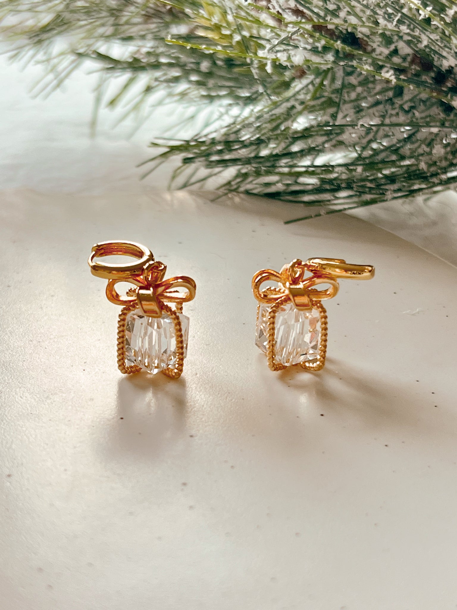 Crystal 3D Present Huggies