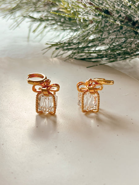 Crystal 3D Present Huggies