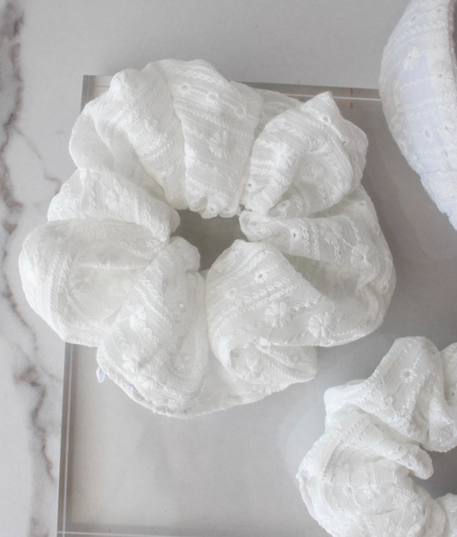 Dainty Daisy Embroidered Scrunchie